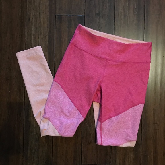 NWT 7/8 Springs Leggings Outdoor voices - Picture 2 of 4